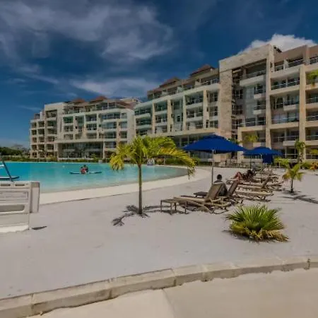 Apartment Getaway - Laguna Cristalina - 2br - 7 Pax Cartagena