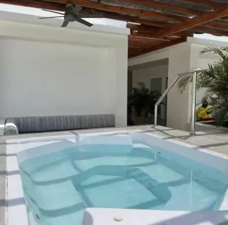 Apartment Getaway - Laguna Cristalina - 2br - 7 Pax *